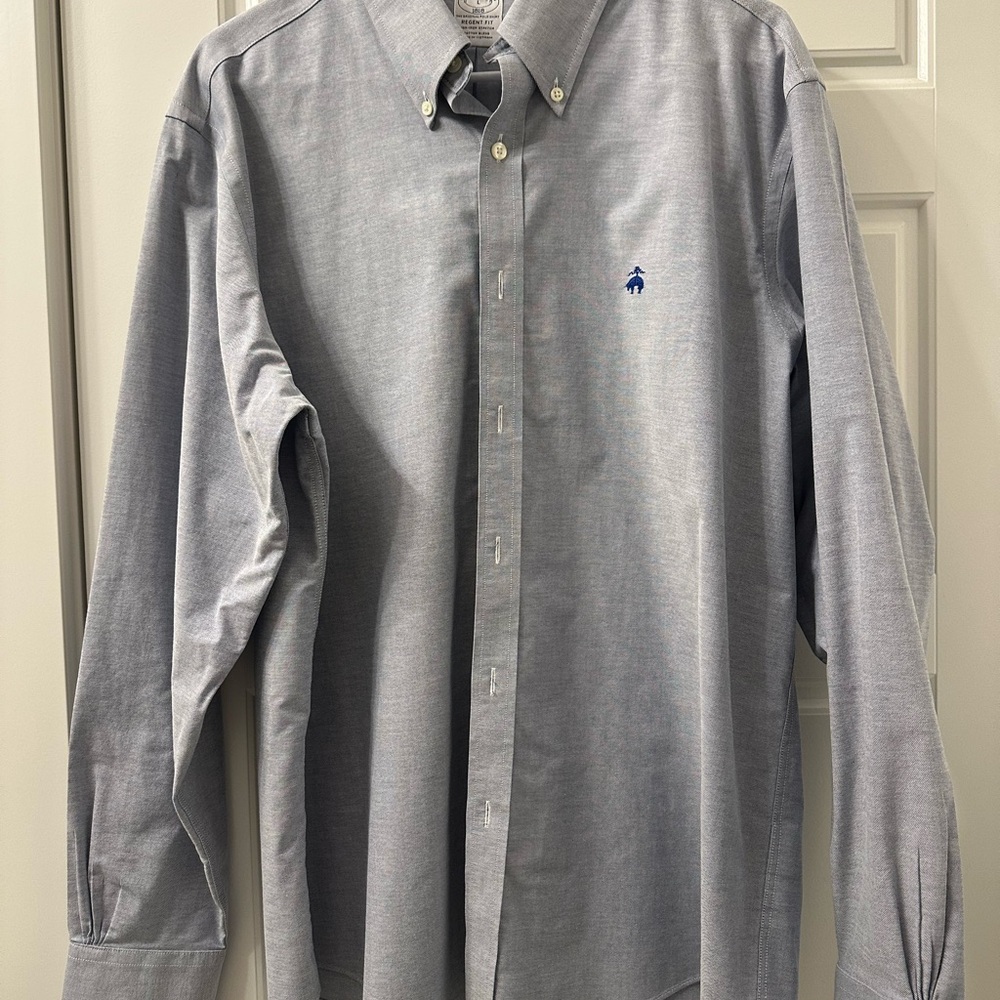 Brooks Brothers Men's Gray Button-Down Shirt NWOT